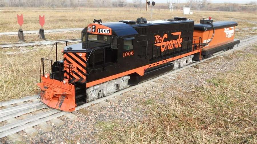 Backyard Trains Company | ToysForBigBoys.com