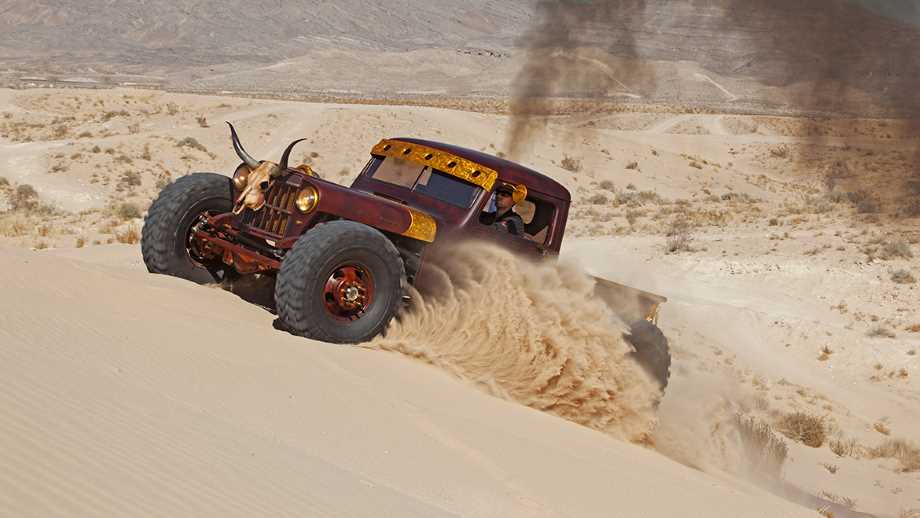 Hauk Designs Custom Vehicle Off road in the sand